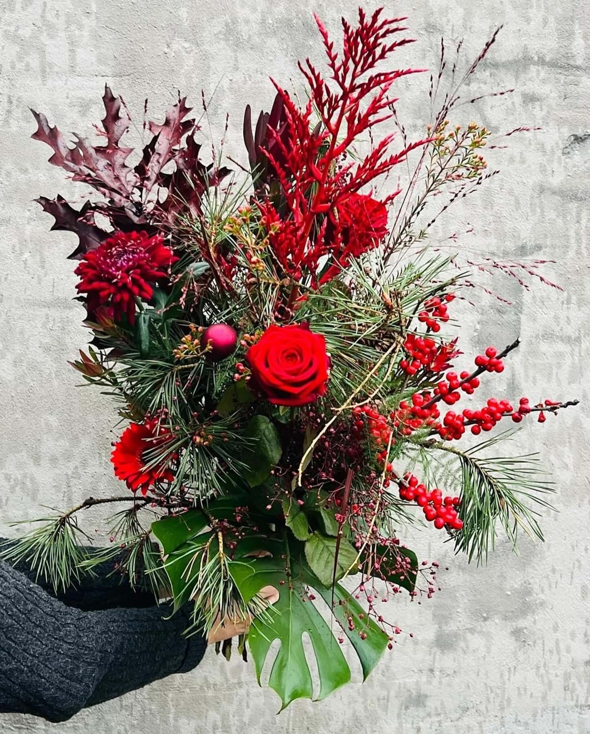 Høj rød julebuket